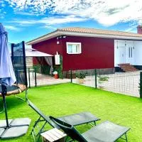 El Refugio de Nuria- Villa con Piscina Privada, hotel Moralet városában