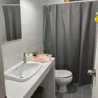 Ally home 14 06, hotel in Thung Si Kan
