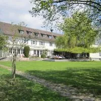 Hotel Landgut Burg, hotel a Weinstadt