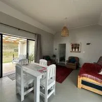 The Sheperd's Cottage, hotel u gradu 'Joubertina'