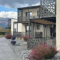 THE ROOMS, Hotel in Kato Loutraki