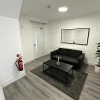 Plumstead में, होटल Charming 3 Bed Home Stay