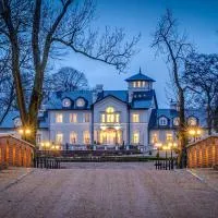 Talaria Resort&SPA, hotel di Trojanów