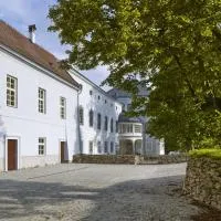 Balónový zámek Radešín、Radešínのホテル