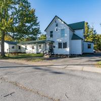 The Pine Street Inn, hotel poblíž Watertown International - ART, Watertown