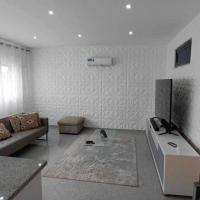 Pleasant 3-bedroom in Praia City, Hotel in der Nähe vom Praia International Airport - RAI, Praia