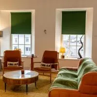 Egan's Bar Apartment, готель у місті Лісканнор