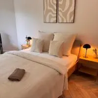 Cozy Apartment Beethoven mit Balkon, מלון בהרדקה