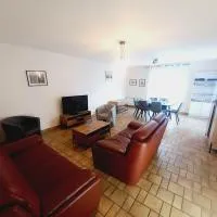 maison entiere spatieuse et au calme 6 couchages, hotel u gradu LʼHerbergement