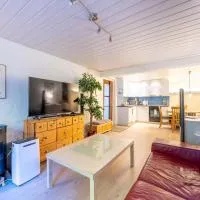 Large Apartment In The Vacation Center Whirlpool, viešbutis mieste Diemtigen