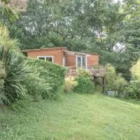 Le lodge sur pilotis، فندق في Fichous-Riumayou