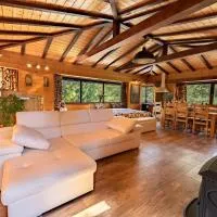Abies Alba By Pinus Villas, hotel a Yarema residence zone