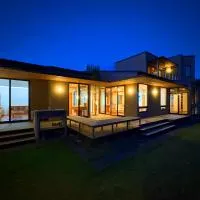 隠れ家アートヴィラ Villa Revolla, viešbutis mieste Makinohara
