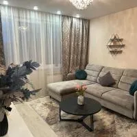 Jonava में, होटल Newly renovated cosy apartment near scenic river