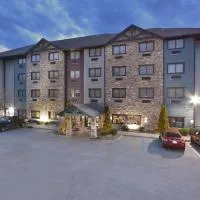 Brookstone Lodge near Biltmore Village, an Ascend Collection Hotel, хотел в Ашвил