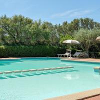 Casa Con Giardino 250 M Dal Mare, hotell i Porto Rotondo