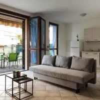 De Homes - Appartamento con Terrazza vicino Assago e Milano, hótel í Buccinasco