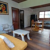 Downtown cabin for families in Macas，位于MacasEdmundo Carvajal Airport - XMS附近的酒店
