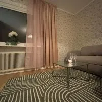 Cozy apartment, hotel u gradu Omol
