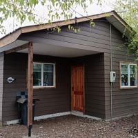 Kabañas Bosque De Alamos, hotel cerca de Aeropuerto de Cabo Juan Román - WPA, Puerto Aysén
