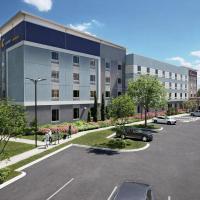 Comfort Inn & Suites Orlando Sanford Airport, hotel near Orlando Sanford International Airport - SFB, Sanford