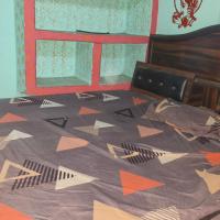 Riyansh Home Stay, hotel near Dhangarhi Airport - DHI, Paulaha