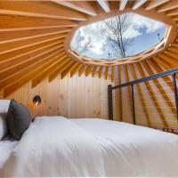 Starlit Haven - Modern Yurt, hotel near DuBois Regional (formerly DuBois-Jefferson County) - DUJ, Brookville