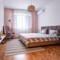 Cozy in Varna، فندق في مدينة فارنا