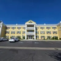 Quality Inn & Suites Tulare, hotel en Tulare