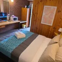 Country Roads Motor Inn: Narrandera şehrinde bir otel