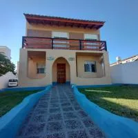 CASA AGUAS AZULES 6 pax LAS GRUTAS, ξενοδοχείο σε Las Grutas