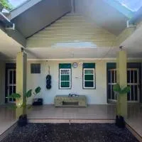 Mango by Hijau Hostel, hotel i Giri