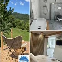 Studio apartment in nature with sauna, хотел в Постойна