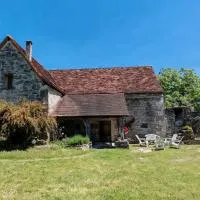 THE BARN, MAISON, PISCINE PRIVATIVE, CALME, WIFI, hotel v destinaci Carayac