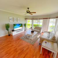 Waterfront Bliss at Tropical Townhouse townhouse，檀香山的飯店