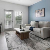 Landing Amazing 1BD Gym Clubhouse, hotel near Jacksonville  International Airport - JAX, Beeghly Heights