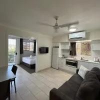 Luxury Coastal Escape at Endeavor Inn - Emu Park, hotell sihtkohas Emu Park