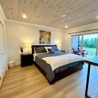 Garagemahal on Glengyle, hotel en Milton Station