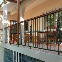 Skyline View Garden Apartment, hotelli kohteessa Bel Ombre