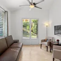 Casita 2 at Ceiba Tree Inn. Tranquility with Garden Views and Pergola with Ocean Overlook, hotel a Rincon