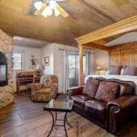 Adobe Village Inn Sundance Suite, hotel in Sedona