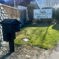 페얼리에 위치한 호텔 파인우드 모텔(Pinewood Motels)