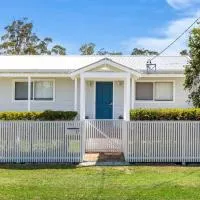 Indigo Pet Friendly 5 Mins Walk to Bay, hotel a Callala Bay