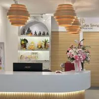 ปิกรพลอย บูทีค โฮเทล PIKORNPLOY Boutique Hotel, hotell i Thap Put