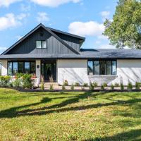 Relaxing Country-view Home Near Golf & Casino, hotel near Chicago Rockford International - RFD, Rockford