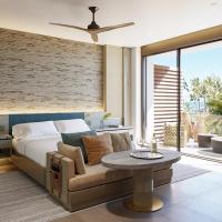 Grand Hyatt Grand Cayman Resort and Spa, hotel dicht bij: Internationale luchthaven Owen Roberts - GCM, Seven Mile Beach