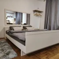River stay, hotel Szávaszentdemeteren
