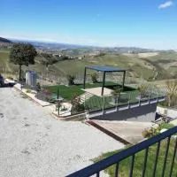 Casa nonna Lina, hotel din Monforte dʼAlba