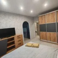New Comfort Apartment, ξενοδοχείο σε Hostomelʼ