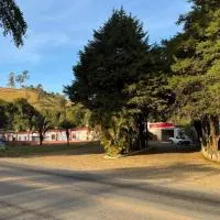Motel Castelinho, hotel en Pouso Alegre